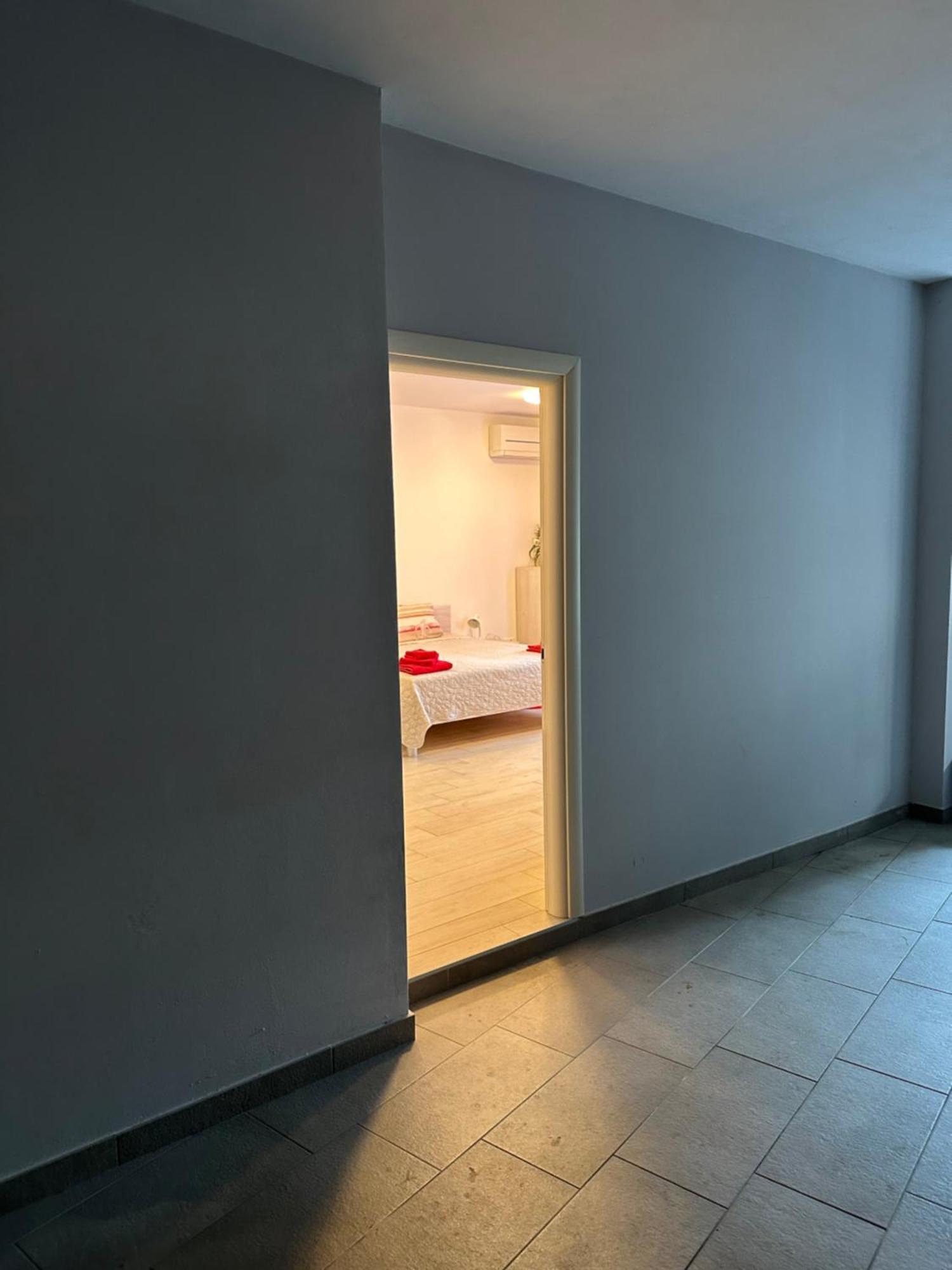 Margherita'S Room Rovigno Esterno foto