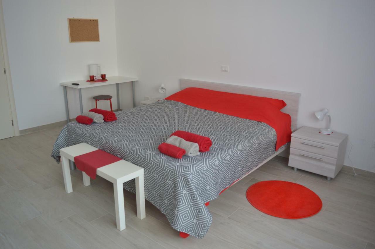 Margherita'S Room Rovigno Esterno foto